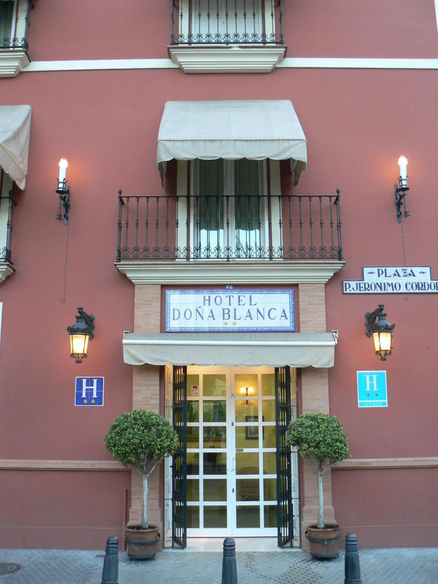 Hotel Dona Blanca Sevilla Exterior foto